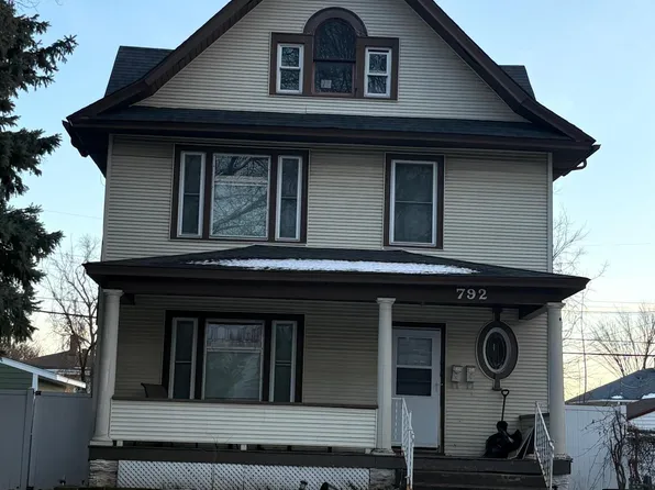 792 Fuller Ave, Saint Paul, MN 55104