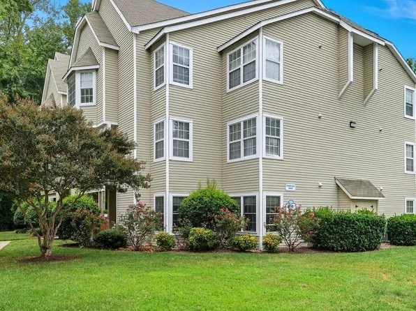 107 Stratford Dr APT I, Williamsburg, VA 23185