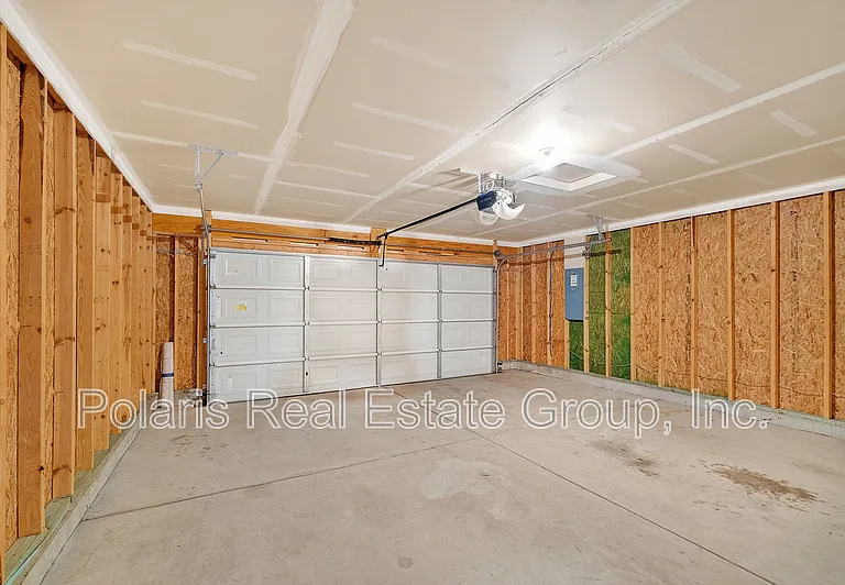 872 Cherry Tree Ln — Photo 24