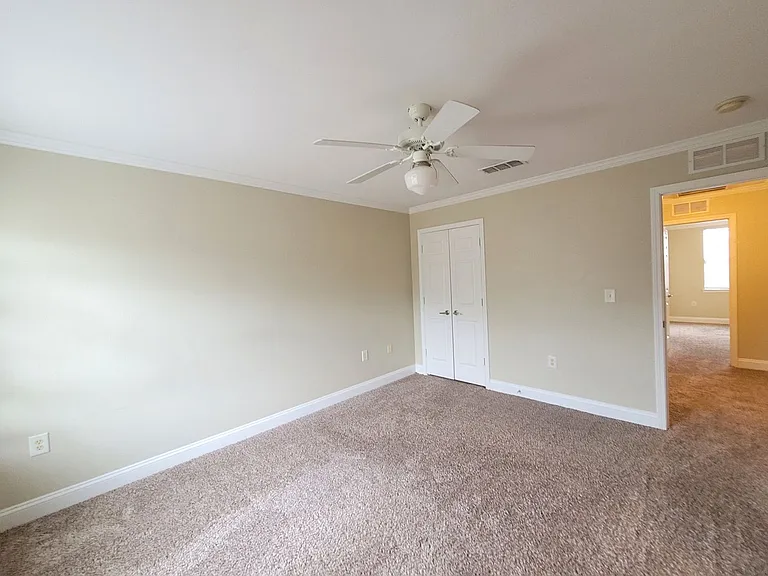 803 Majestic Dr — Photo 20