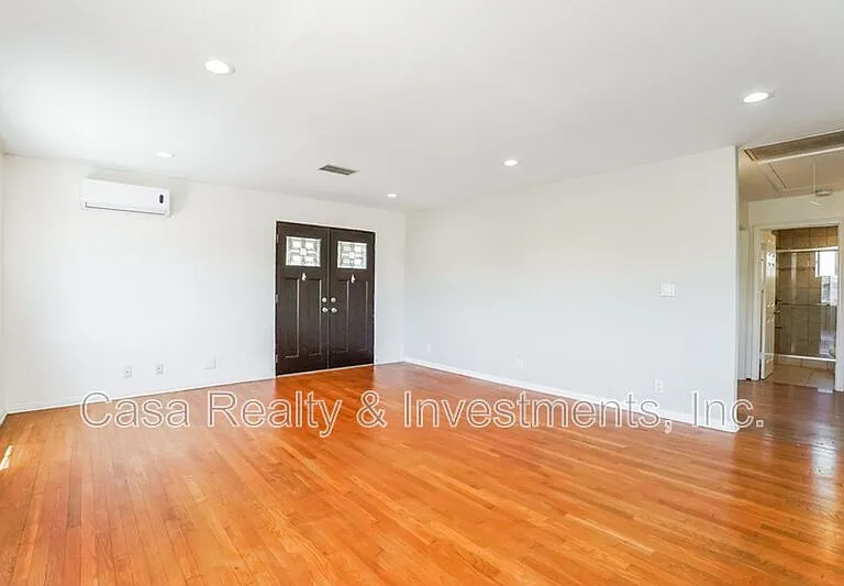 522 Washington St #BACK HOUSE — Photo 5