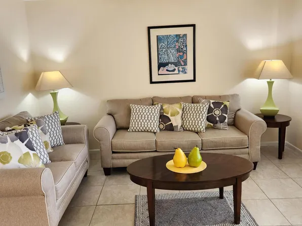 219 Coventry #J, West Palm Beach, FL 33417
