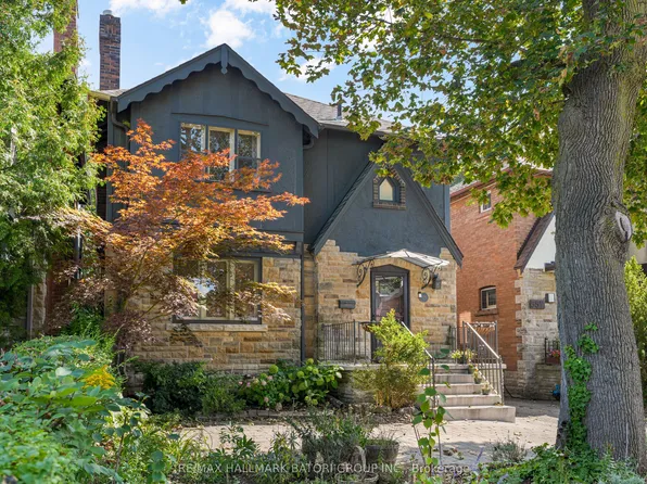 555 Castlefield Ave, Toronto, ON M5N 1L7