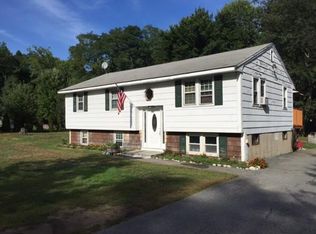 112 Pawtucket Blvd, Tyngsboro, MA 01879