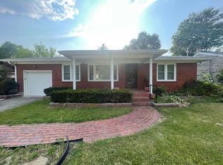 6902 Mariposa Dr, Louisville, KY 40214