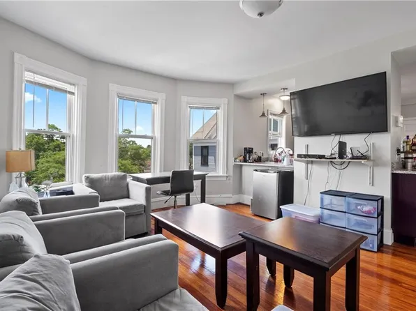 171 Prospect St #3, Providence, RI 02906