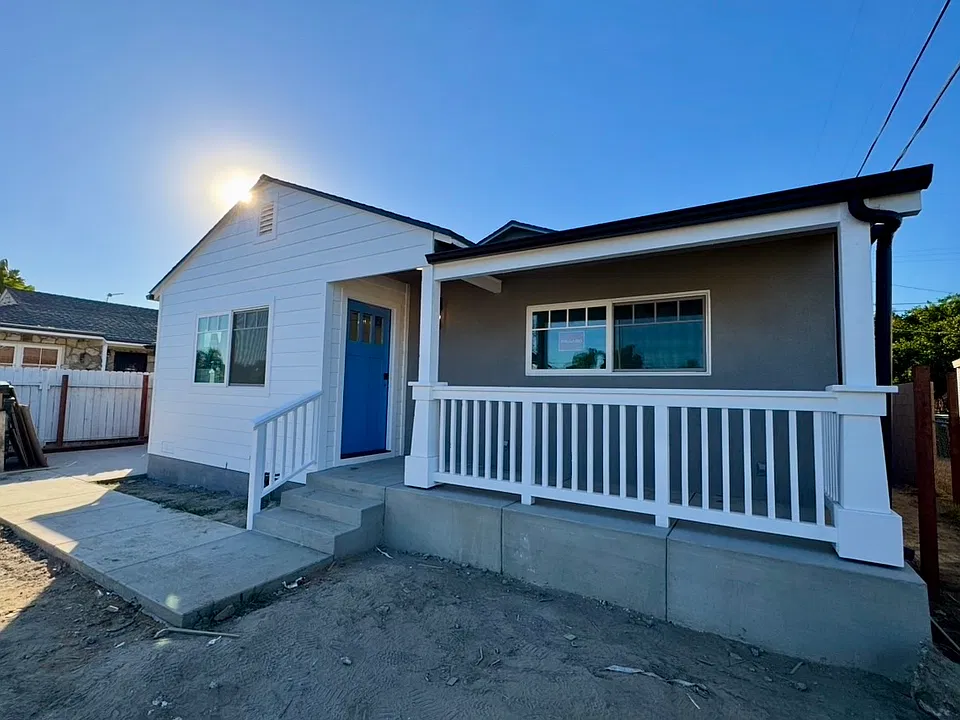 6607 Bollenbacher Dr