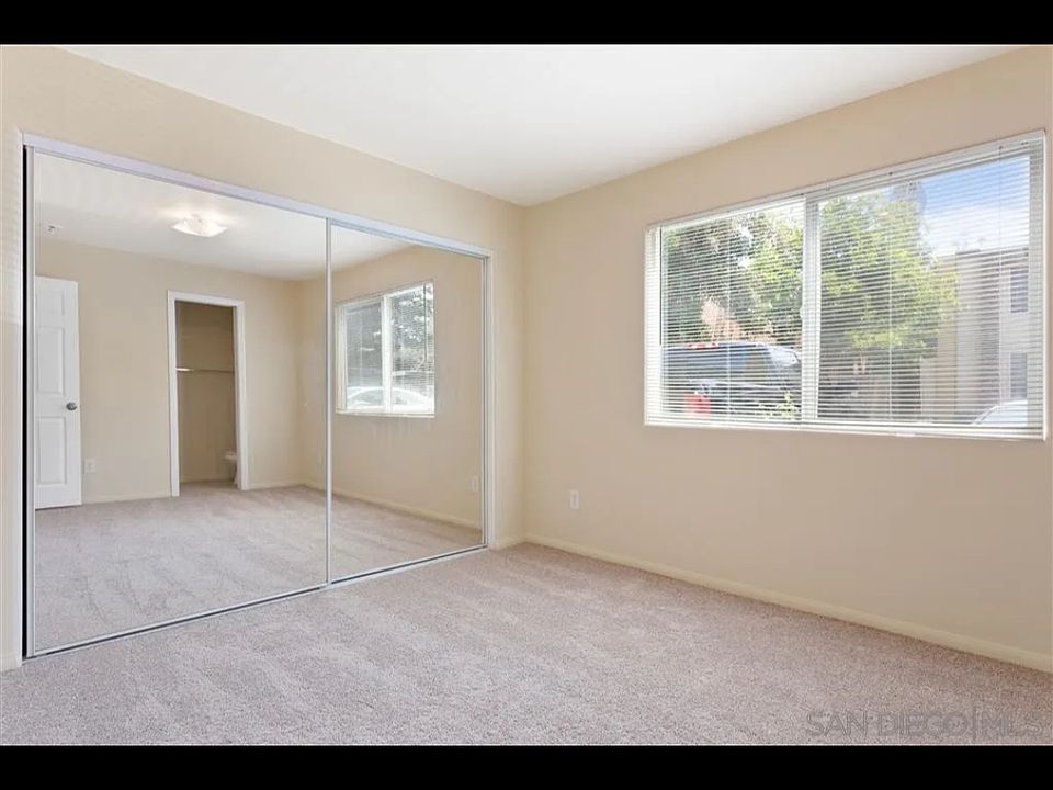 2nd image of 453 Graves Ave
