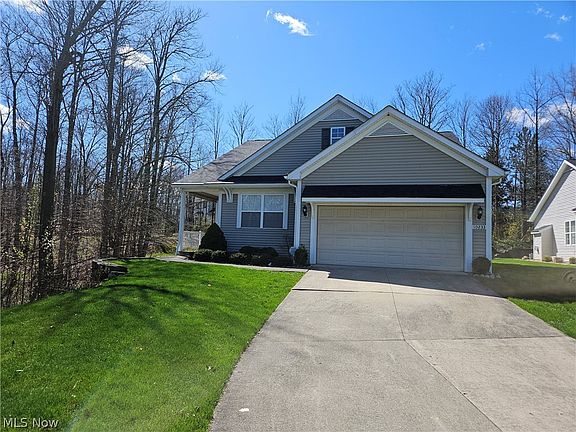 2nd image of 10233 Hidden Valley Dr