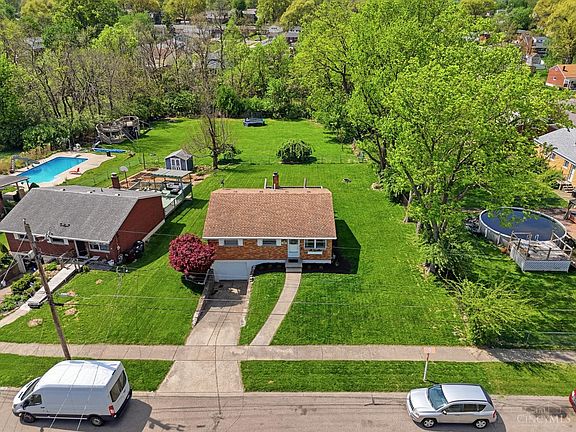 2nd image of 3283 Harmony Ln