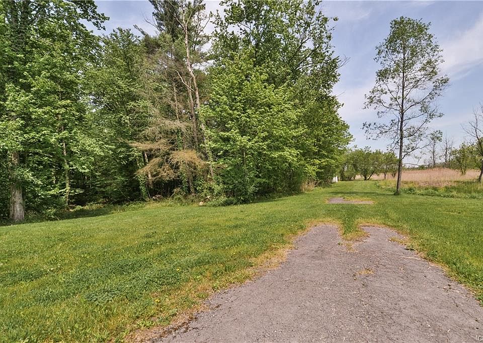1st image of 7672 Windsor Dr