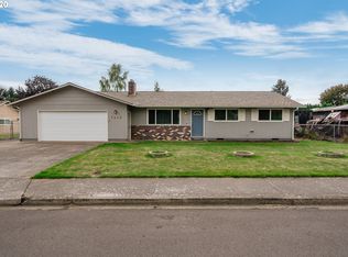 1442 NE 4th St, McMinnville, OR 97128