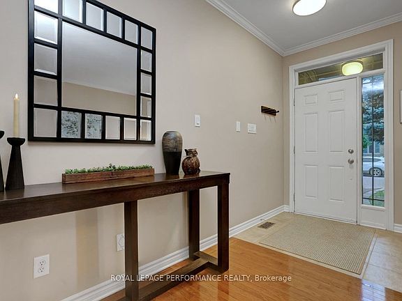 3rd image of 116 Trail Side Cir