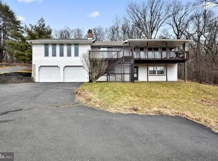 2657 Lower Saucon Rd, Hellertown, PA 18055