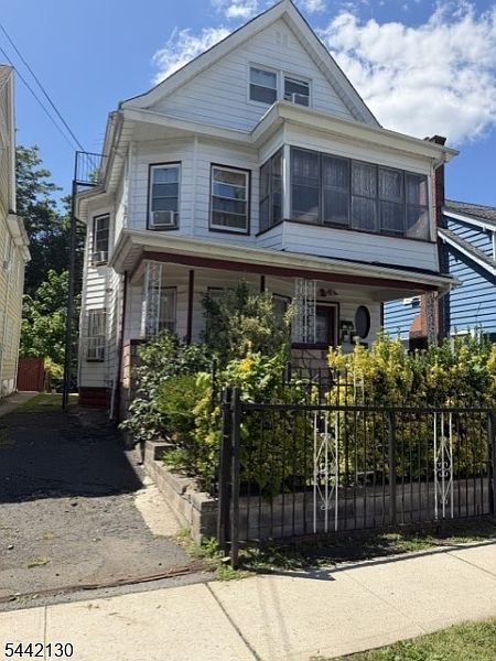 1st image of 221 N Center St
