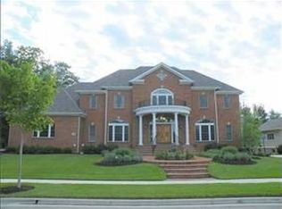 9332 Naples Ln, Dublin, OH 43016