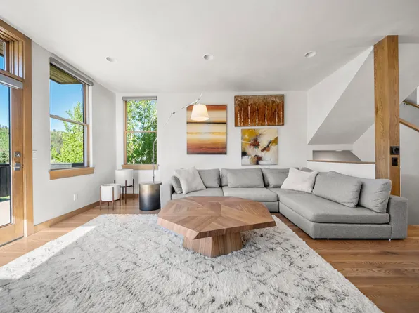 245 S Sunset Ridge Dr, Telluride, CO 81435