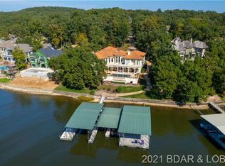 279 Grey Oak Dr, Sunrise Beach, MO 65079