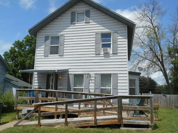 1126 E 13th St, Davenport, IA 52803