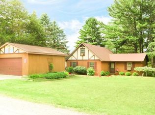 865 Kaypat Dr, Hope, MI 48628