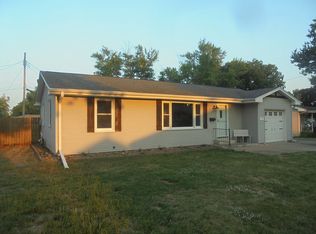 735 Highview Dr, Clinton, IA 52732