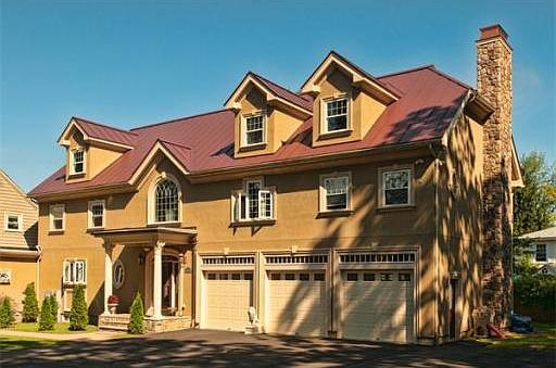 3rd image of 22 Bylund Ave
