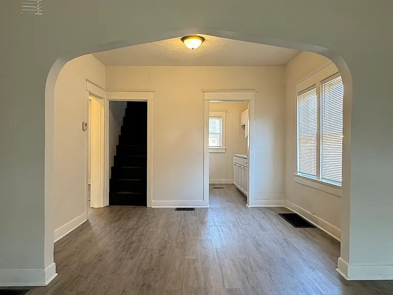 4003 W Muhammad Ali Blvd — Photo 7