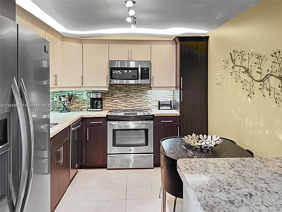 3rd image of 531 N Ocean Blvd APT 1706