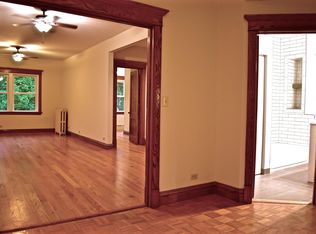 134 S Grove Ave #2, Oak Park, IL 60302