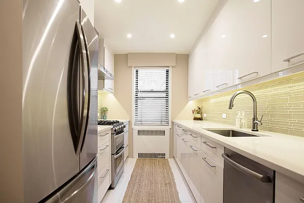 Sold by Graceful Realty LLC | media 24