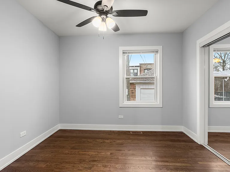 5542 W 64th St — Photo 11