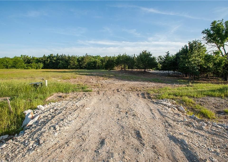 1st image of 244 McKinley Cir