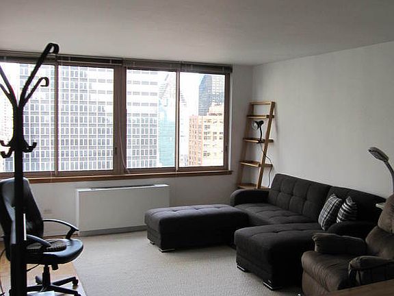 3rd image of 235 E 40th St APT 33F