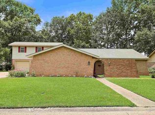 151 Van Doren St, Pearl, MS 39208