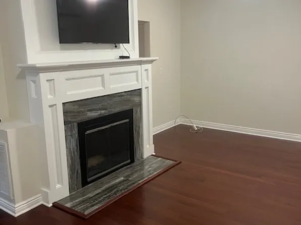 6 Elm St #1, Westwood, NJ 07675