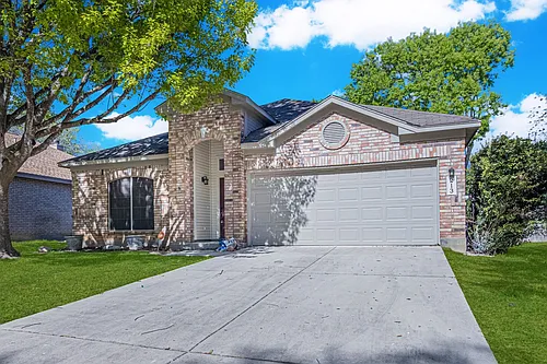 213 Tapwood Ln Photo 1