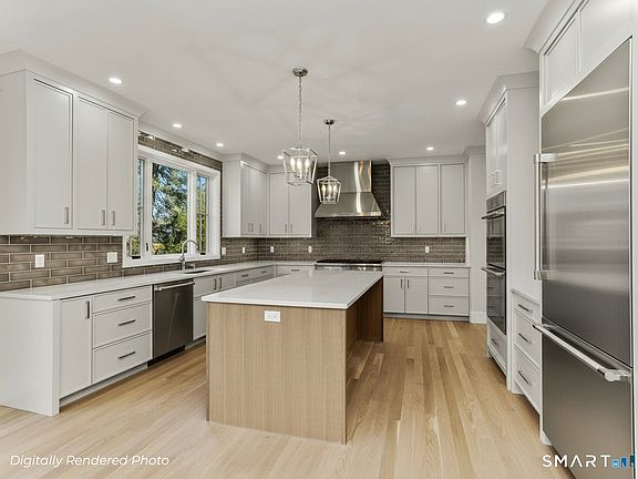 5th image of 301 Godfrey Road