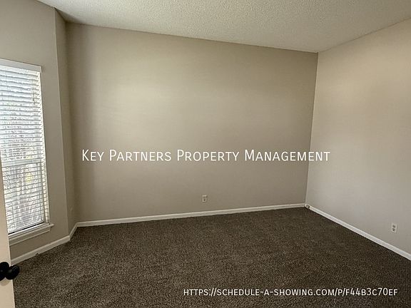 3rd image of 14720 Goodman St
