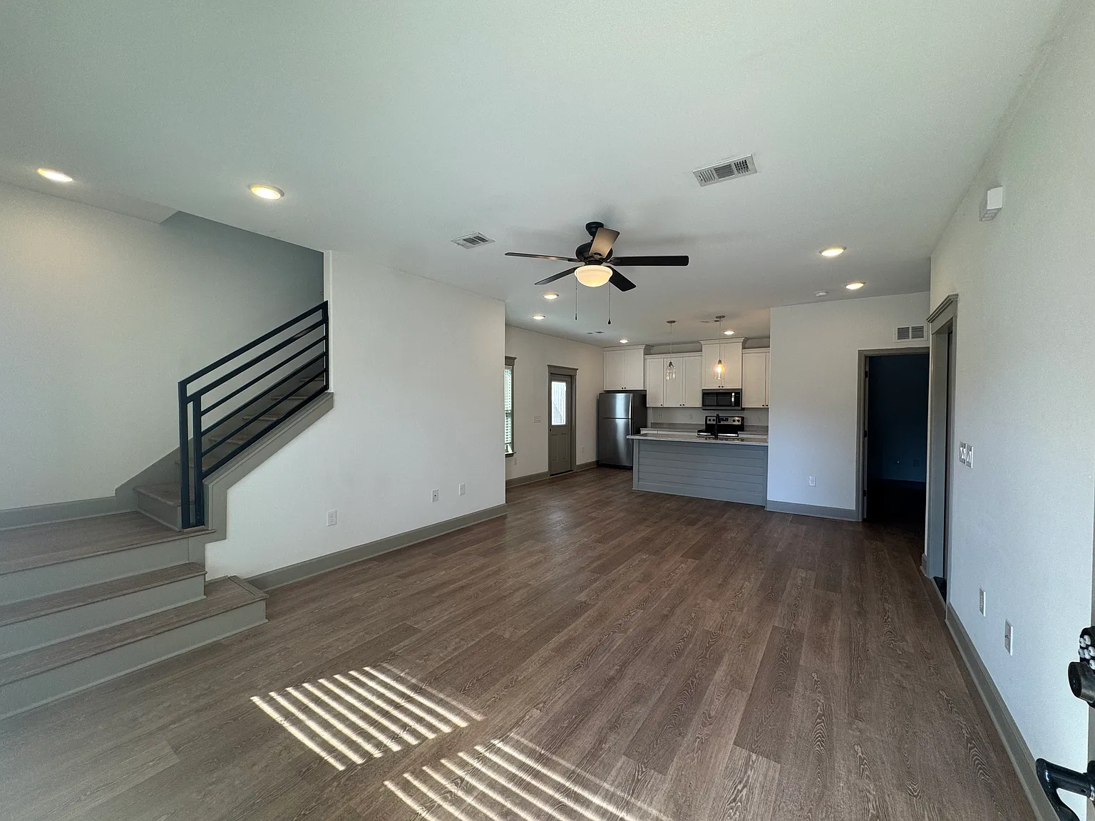 7490 Autumn Trace Blvd — Photo 3