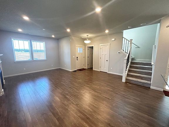 5th image of 31482 NW Turel Dr