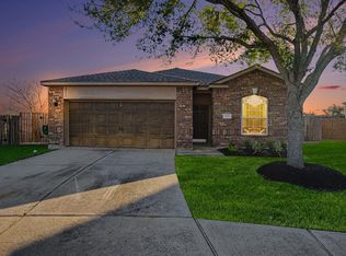 805 Seadrift Ct, La Marque, TX 77568