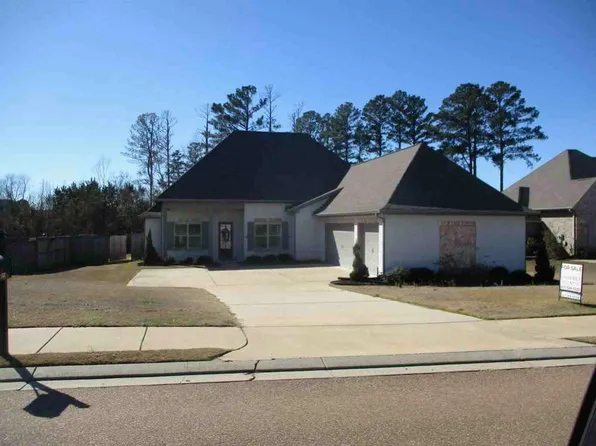 123 Freeland Ln, Clinton, MS 39056