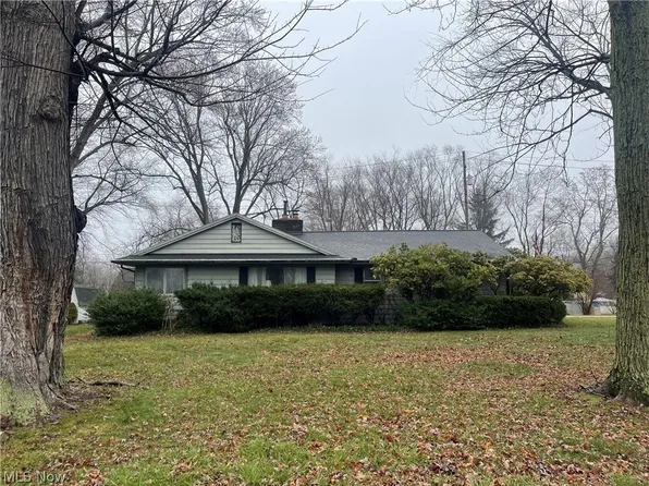 1681 Trinity Rd, Madison, OH 44057