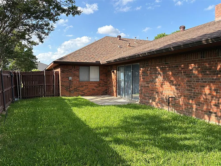 3902 San Mateo Dr — Photo 21