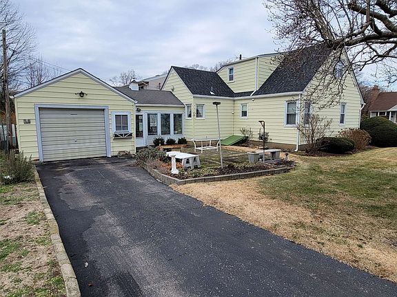 5th image of 14 Andover Pl