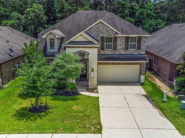 2411 Garden Shadow Dr, Conroe, TX 77384