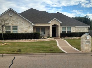 5600 Landsdown Dr, Waco, TX 76708