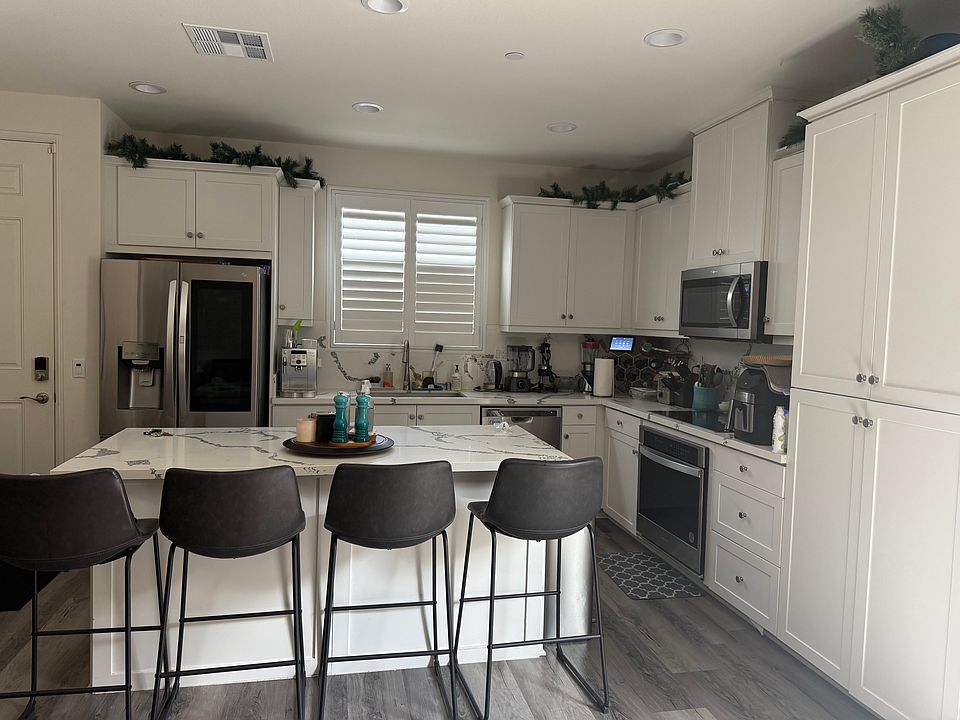 1st image of 5459 Meridian Pl