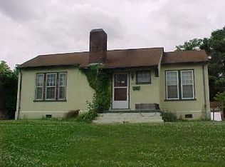 142 N Monroe Ave, Covington, VA 24426