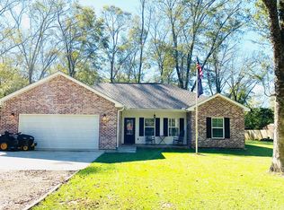 308 Anchor Lake Rd, Carriere, MS 39426